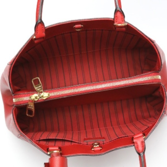 Louis Vuitton Monogram Montaigne MM Handbag - Picture 10 of 13